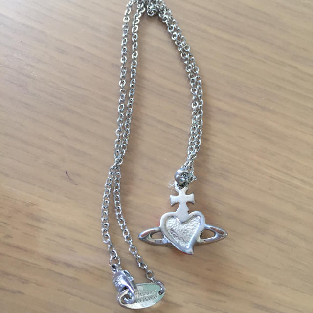 Vivienne Westwood(ヴィヴィアンウエストウッド)の値下げ。美品。ヴィヴィアン  ウエストウッド レディースのアクセサリー(ネックレス)の商品写真