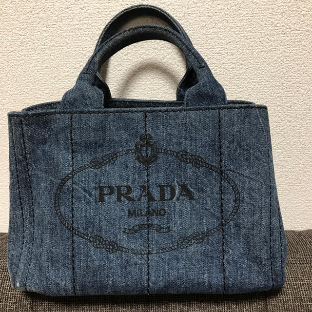 PRADA(プラダ)のプラダ カナパ レディースのバッグ(ハンドバッグ)の商品写真