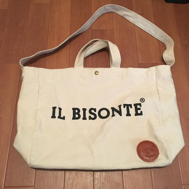 IL BISONTE(イルビゾンテ)のILBISONTE ムック本付録 レディースのバッグ(ショルダーバッグ)の商品写真