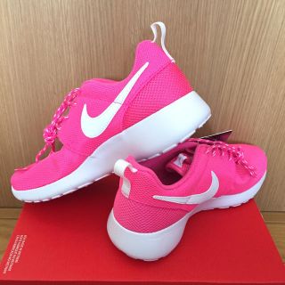 ナイキ(NIKE)の新品♡NIKE レディース スニーカー 23.5㎝(スニーカー)