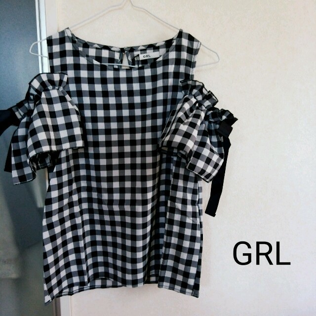 GRL(グレイル)のGRL オフショルダーギンガムチェックトップス レディースのトップス(シャツ/ブラウス(半袖/袖なし))の商品写真