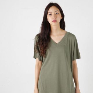 マウジー(moussy)のmoussy大人気トップス(Tシャツ(半袖/袖なし))