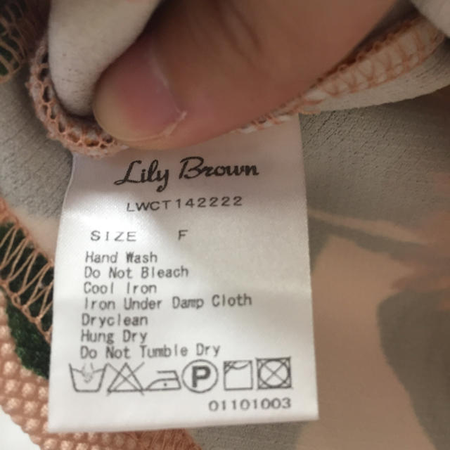 Lily Brown(リリーブラウン)のLilyBrownひまわりトップス レディースのトップス(カットソー(半袖/袖なし))の商品写真