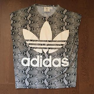 ハイク(HYKE)のHYKE × adidas ハイク アディダス パイソン柄Tシャツ M(Tシャツ(半袖/袖なし))