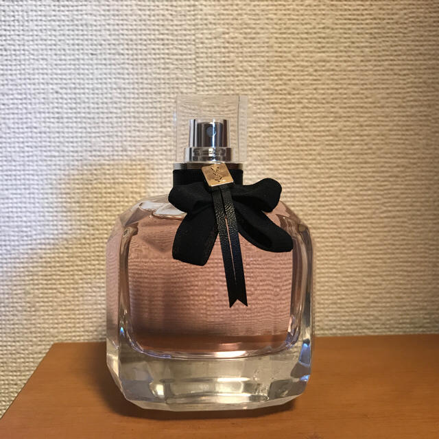 Yves Saint Laurent Beaute(イヴサンローランボーテ)のYSL 香水 Mon Paris コスメ/美容の香水(香水(女性用))の商品写真