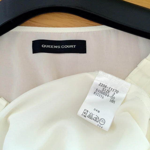 QUEENS COURT(クイーンズコート)のロビロビ様専用 レディースのトップス(シャツ/ブラウス(半袖/袖なし))の商品写真