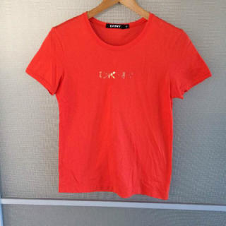 ダナキャランニューヨーク(DKNY)のDKNY オレンジ Tシャツ (Tシャツ(半袖/袖なし))