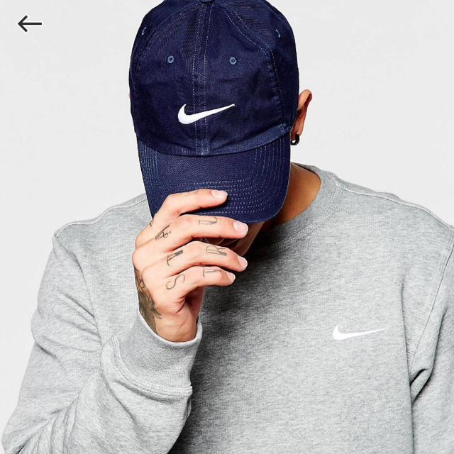 NIKE(ナイキ)の入手困難 NIKE Swoosh キャップ スナップバック メンズの帽子(キャップ)の商品写真