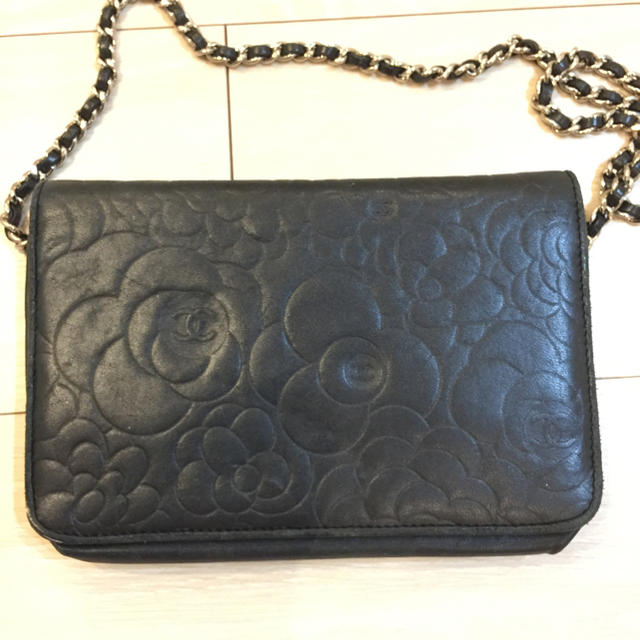 CHANEL(シャネル)のCHANEL シャネル チェーンウォレット 中古 レディースのファッション小物(財布)の商品写真