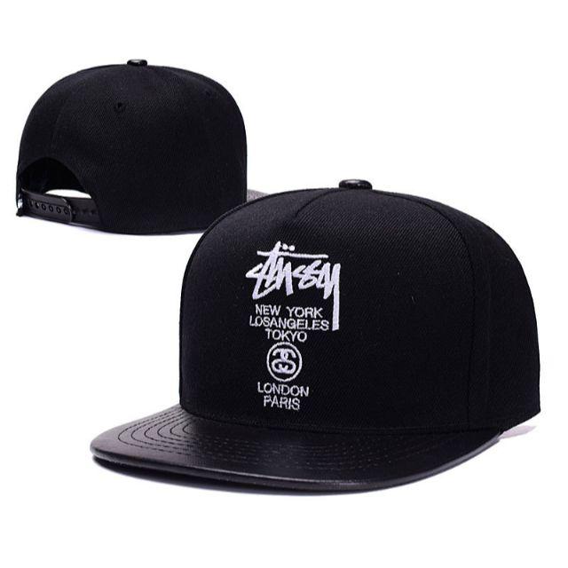 STUSSY(ステューシー)の SNAPBACK CAP　帽子　キャップ ブラック メンズの帽子(キャップ)の商品写真