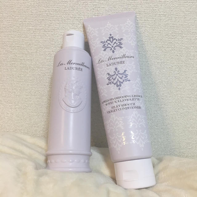 Les Merveilleuses LADUREE(レメルヴェイユーズラデュレ)のラデュレ♡シャンプーコンディショナー コスメ/美容のヘアケア/スタイリング(シャンプー)の商品写真