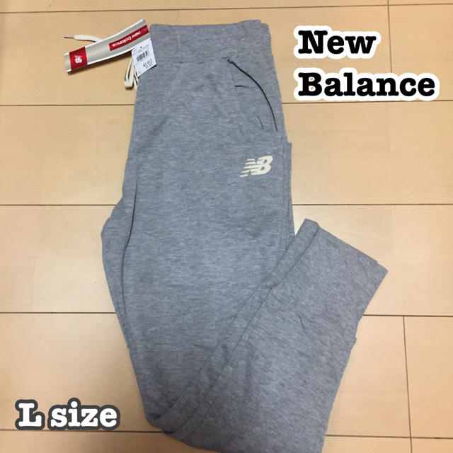 New Balance(ニューバランス)の入荷✩ 定価3900円  ニューバランス スウェット L  グレー レディースのトップス(トレーナー/スウェット)の商品写真