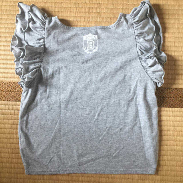 ISBIT(アイズビット)のISBIT♡UCLA裾フリルTシャツ レディースのトップス(Tシャツ(半袖/袖なし))の商品写真