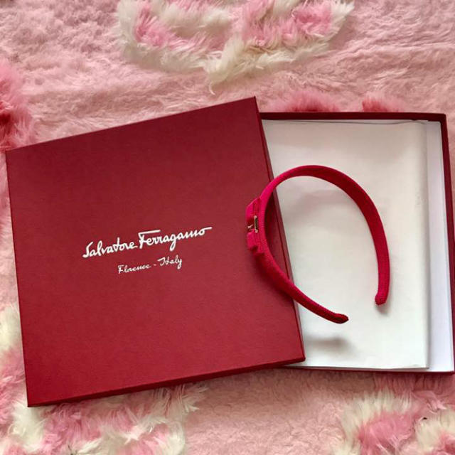 Salvatore Ferragamo(サルヴァトーレフェラガモ)の期間限定出品＊フェラガモカチューシャ レディースのヘアアクセサリー(カチューシャ)の商品写真