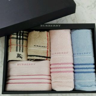 バーバリー(BURBERRY)の【新品未使用】バーバリー　タオルセット(タオル/バス用品)