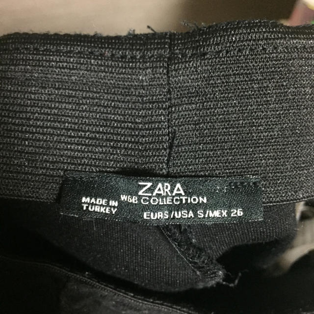 ZARA(ザラ)のレザー切り替えレギンス スパッツ ブラック 黒 ZARA ザラ レディースのレッグウェア(レギンス/スパッツ)の商品写真