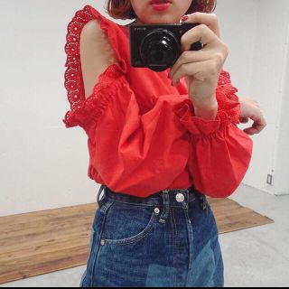 スライ(SLY)のsly☆Open shoulder スカラップtops(シャツ/ブラウス(長袖/七分))