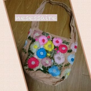 フランシュリッペ(franche lippee)のnesessair💐ネセセア お花刺繍バッグ(ハンドバッグ)