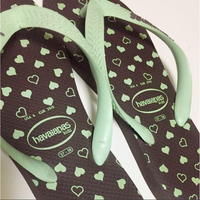 havaianas(ハワイアナス)のMAXsale‼️《比較的美品》ハワイアナス★ビーチサンダル／ハート柄 レディースの靴/シューズ(ビーチサンダル)の商品写真