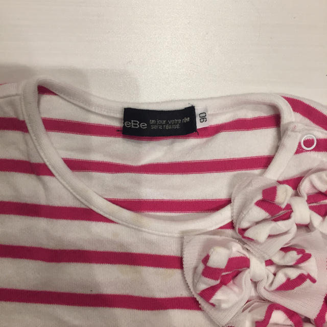 BeBe(ベベ)のBeBe ボーダーTシャツ 90 キッズ/ベビー/マタニティのキッズ服女の子用(90cm~)(Tシャツ/カットソー)の商品写真