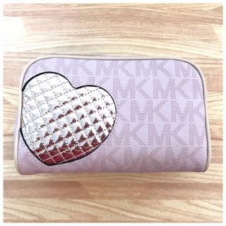 マイケルコース(Michael Kors)の【みぃ様専用6月1日まで】Michael Kors限定ハートポーチ ピンク(ポーチ)