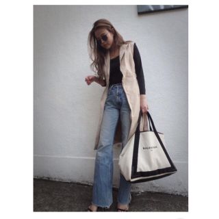 マウジー(moussy)のmoussy MV Straight Flare デニム(デニム/ジーンズ)