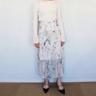 メイドインヘブン(made in HEAVEN)の10日までの限定価格♡made in HEAVEN 総柄シフォンスカート(ロングスカート)