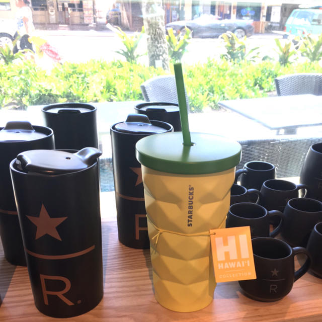 Starbucks Coffee - ☆Hawaiiハワイ限定 パイナップルタンブラー☆の通販 by akiiia｜スターバックスコーヒーならラクマ