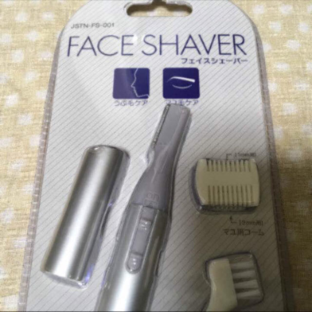 フェイスシェーバー FACE SHAVER スマホ/家電/カメラの美容/健康(レディースシェーバー)の商品写真