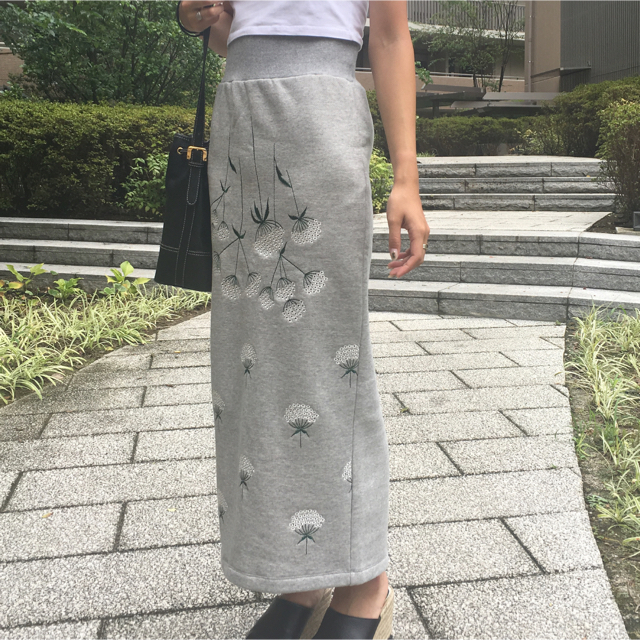 mame mame 刺繍ロングスカートの通販 by ♡｜マメならラクマ - 最終値下げ❤︎美品 即納爆買い