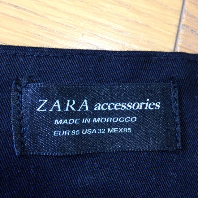 ZARA(ザラ)のZARA コルセットベルト 黒85cm レディースのファッション小物(ベルト)の商品写真