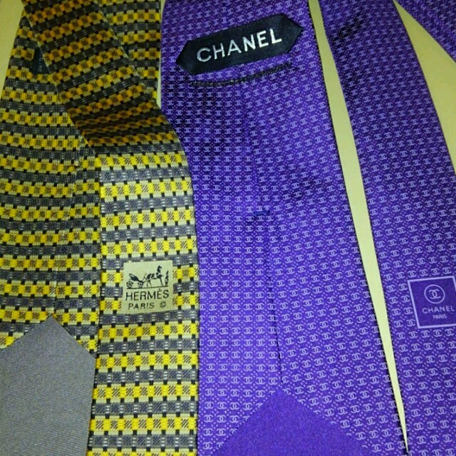 CHANEL(シャネル)の真知子様専用シャネルとエルメスのネクタイ メンズのファッション小物(ネクタイ)の商品写真