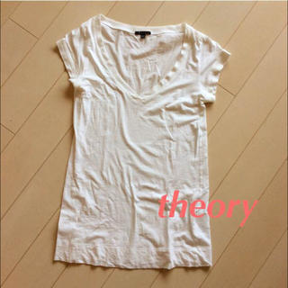 セオリー(theory)の☆美品☆theory 白 VネックTシャツ サイズ2(Tシャツ(半袖/袖なし))