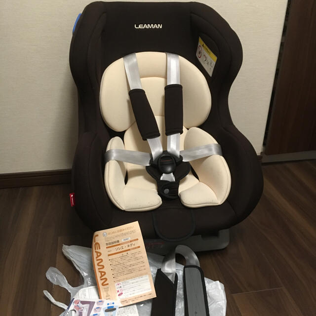 マキ様 専用 新生児〜4歳児 LEAMAN チャイルドシート  送料無料 キッズ/ベビー/マタニティの外出/移動用品(自動車用チャイルドシート本体)の商品写真