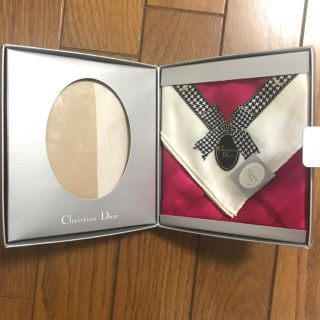 クリスチャンディオール(Christian Dior)の【新品・未使用・タグ付き】クリスチャンディオール ハンカチ・ストッキングセット(ハンカチ)