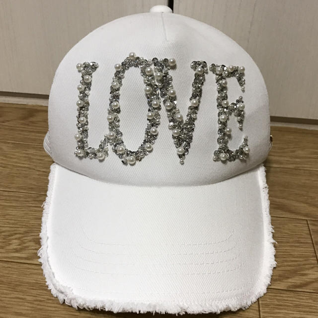 Rady(レディー)の美品☆パールビジューLOVEキャップ レディースの帽子(キャップ)の商品写真