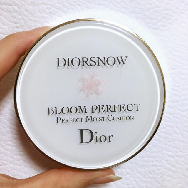 Christian Dior(クリスチャンディオール)の＠cosme2位 Dior/スノー ブルーム パーフェクト クッション コスメ/美容のベースメイク/化粧品(化粧下地)の商品写真