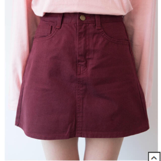 ディーホリック(dholic)のApink着用 red skirt(ミニスカート)