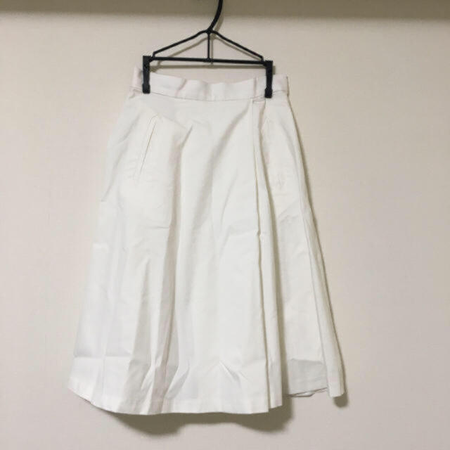 KBF(ケービーエフ)のKBF ラップフレアスカート レディースのスカート(ひざ丈スカート)の商品写真