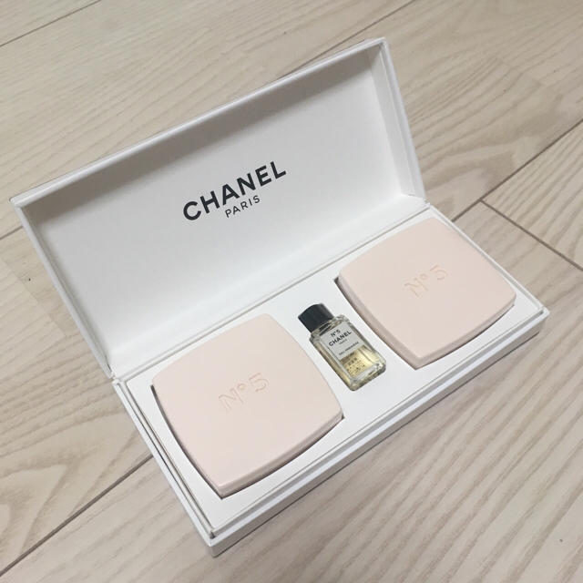 CHANEL(シャネル)のシャネル 石鹸セット コスメ/美容のボディケア(ボディソープ/石鹸)の商品写真