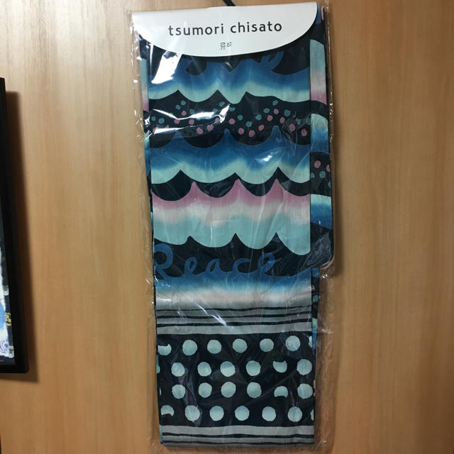 TSUMORI CHISATO(ツモリチサト)のカラー様専用 新品 ツモリチサト プレタ 浴衣  紺地に波 レディースの水着/浴衣(浴衣)の商品写真