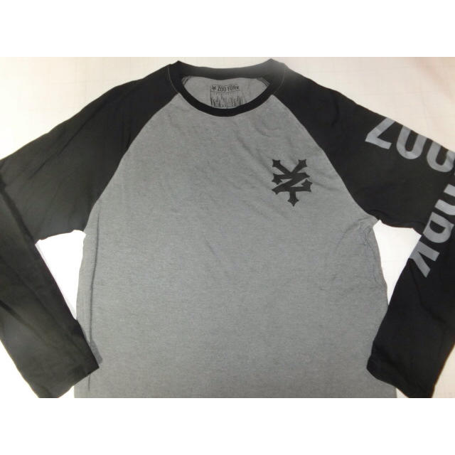 ZOO YORK(ズーヨーク)のアメカジ【ZOOYORK】腕部分ロゴプリント ロングT US Sサイズ メンズのトップス(Tシャツ/カットソー(七分/長袖))の商品写真