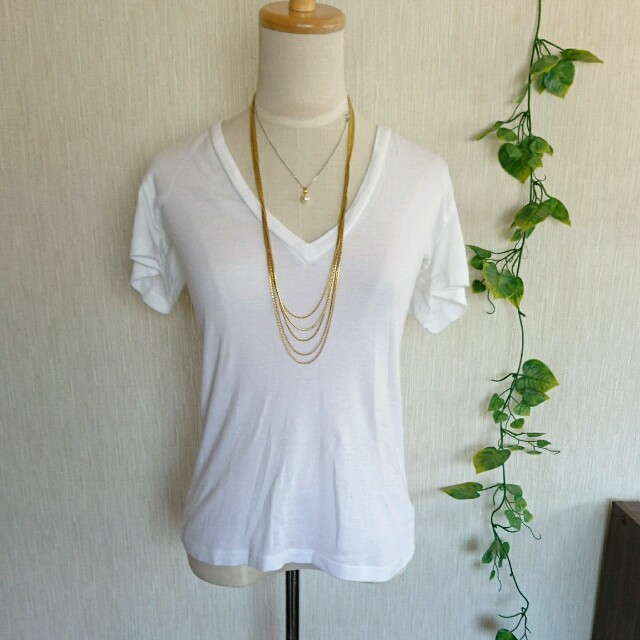 DEUXIEME CLASSE(ドゥーズィエムクラス)のMONROW  Vネック Tシャツ 白 レディースのトップス(Tシャツ(半袖/袖なし))の商品写真