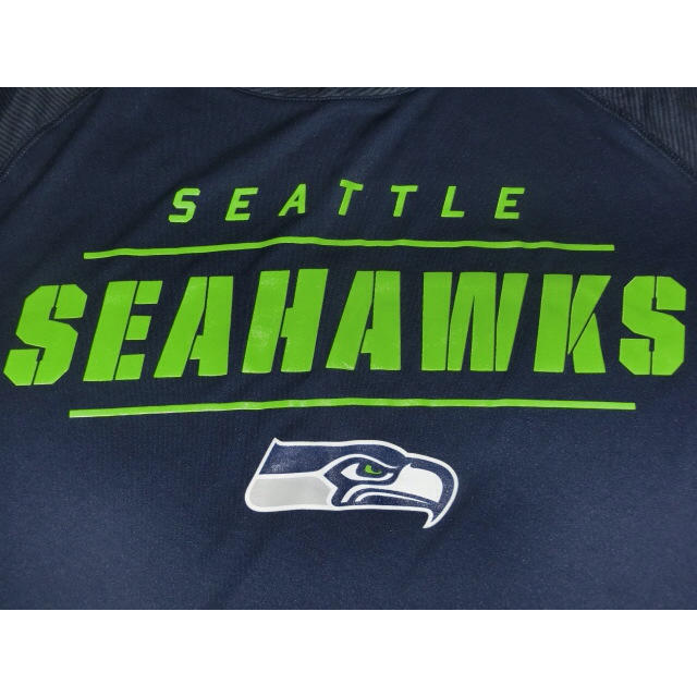 Majestic製NFL【SEATTLE SEAHAWKS】ロンT US XL  スポーツ/アウトドアのスポーツ/アウトドア その他(アメリカンフットボール)の商品写真