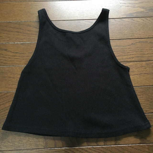 GYDA(ジェイダ)のGYDAショート丈無地トップス レディースのトップス(Tシャツ(半袖/袖なし))の商品写真