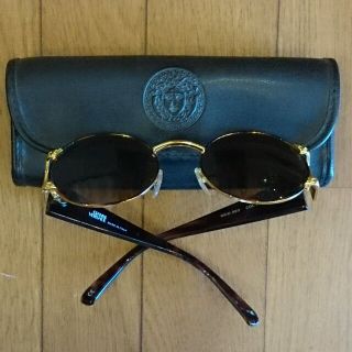 ジャンニヴェルサーチ(Gianni Versace)の☆VERSACEヴィンテージサングラス☆(サングラス/メガネ)