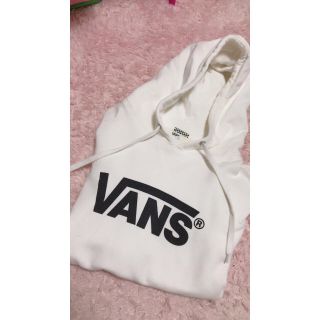 ヴァンズ(VANS)のパーカー(パーカー)