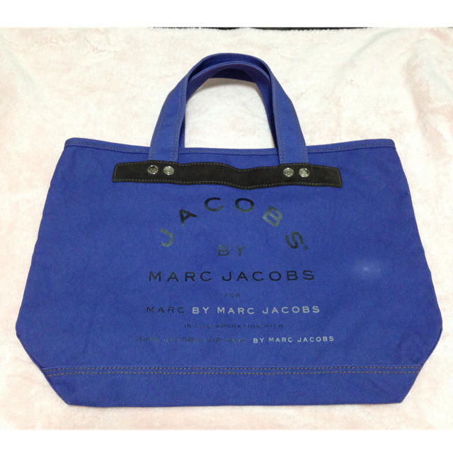 MARC BY MARC JACOBS(マークバイマークジェイコブス)の♥マークバイジェイコブストートバック♥ レディースのバッグ(トートバッグ)の商品写真