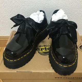 ドクターマーチン(Dr.Martens)の【新品未使用】ドクターマーチン HOLLY LOLITA リボン UK5(ブーツ)