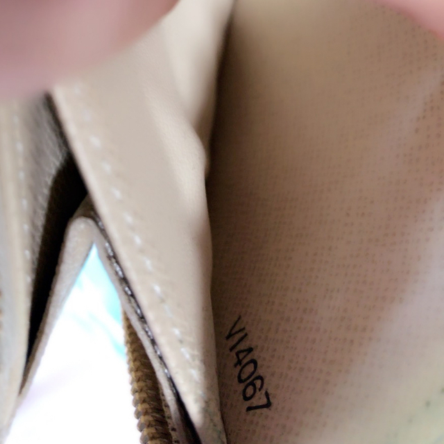 LOUIS VUITTON(ルイヴィトン)のルイヴィトン ダミエ 財布 レディースのファッション小物(財布)の商品写真